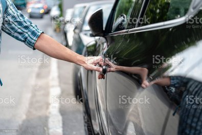 CARRO-CONFUSAO.jpg