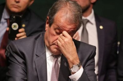 VALDEMAR DA COSTA NETO TENSO.JPG
