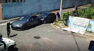 PORSCHE (1).jpeg