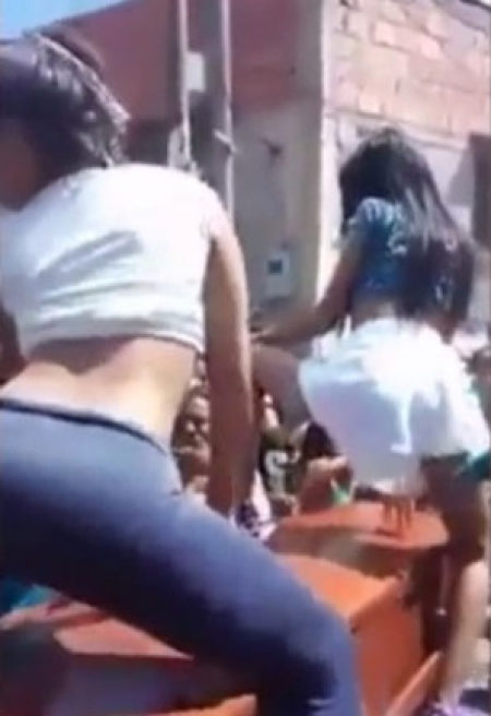 Ufficiale Giusto Rifornimento Meninas Dancando Funk De Saia Pulse Grazia Eccitazione