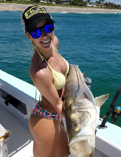 Como empinar a bunda Mulher gostosa pescando