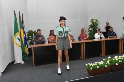 uniforme escola militar cuiaba