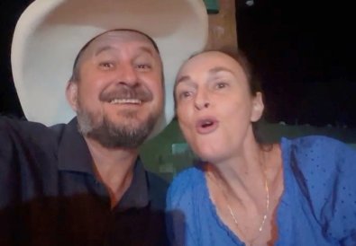 Cattani e esposa mugindo