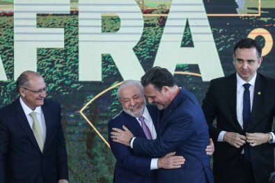 carlosfavaro-lula2.jpg