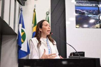 maysa leao.jpg