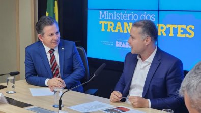 Mauro Mendes e ministro Renan Filho.jpg