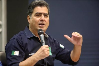 EMANUEL PINEIRO.jpg