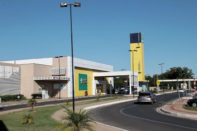 HMC - FACHADA.jpg