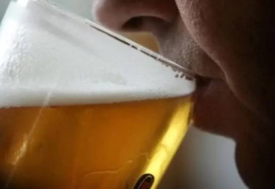 homem cerveja