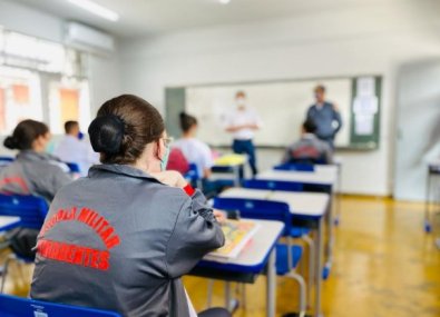 escola militar tiradentes