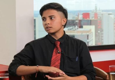 jovem trans exercito