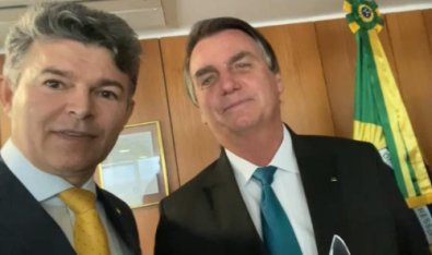 JOSE MEDEIROS E BOLSOANRO.jpg