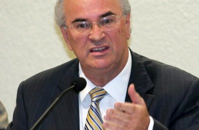 advogado roberto teixeira