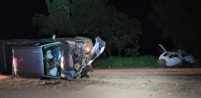 hilux uno acidente.jpg