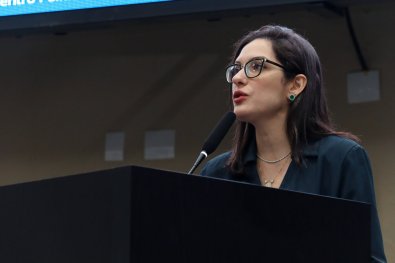 janaina riva.jpg