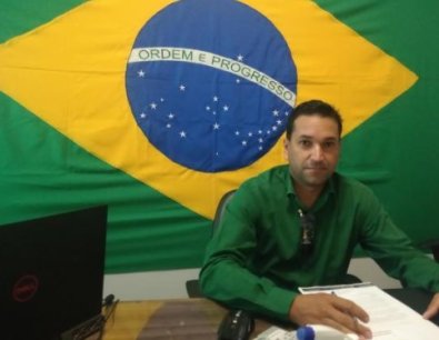 lacerda do aki.jpg