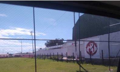 miniestadio WT, apito final