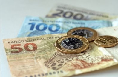 salario-dinheiro