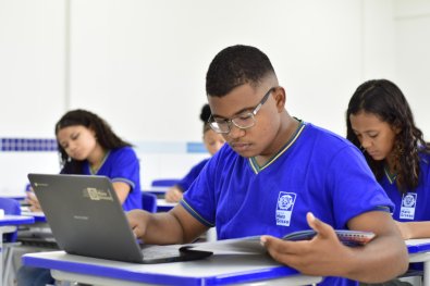 estudantes