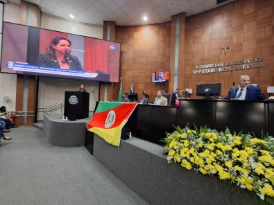 Sema Homenagem