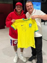 max e neymar 2.jpg