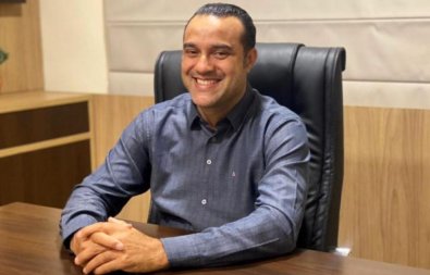 David F. Santos.jpg