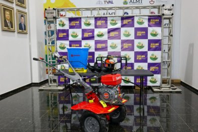 Entrega-de-Kits-Agricolas-14.03.2024-391.jpg