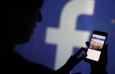 golpe-facebook
