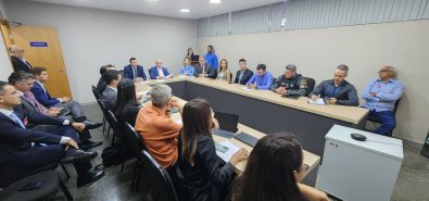 Reuniï¿½o Comissï¿½o Regional de Soluï¿½es Fundiï¿½rias(1).jpg