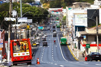 AVENIDA ISAAC POVOAS.jpg