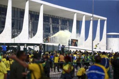 golpe brasilia (1).jpg