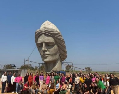 MAIOR ESTATUA CATOLICA.JPG