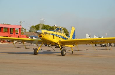aviao agricola