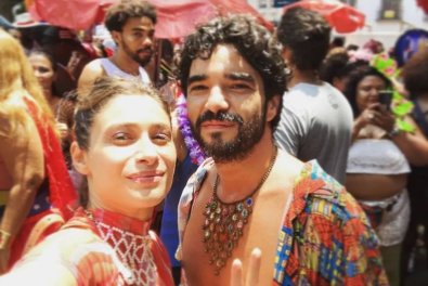 Luisa Arraes e Caio Blat 