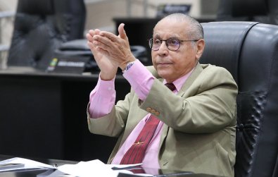 julio campos.jpg