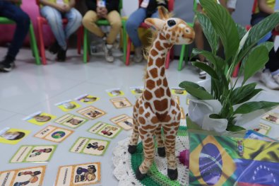 circulos de paz migrantes VG, girafa.jpg