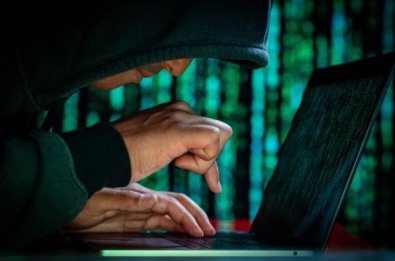 HACKER.JPG