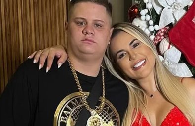 DEOLANE E FILHO.JPG