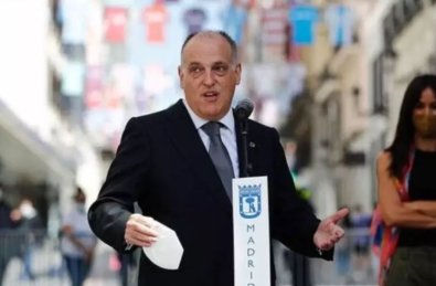 PRESIDENTE LA LIGA.JPG