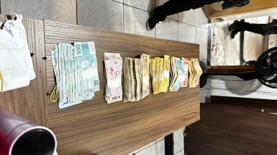 infiltrados dinheiro apreendido