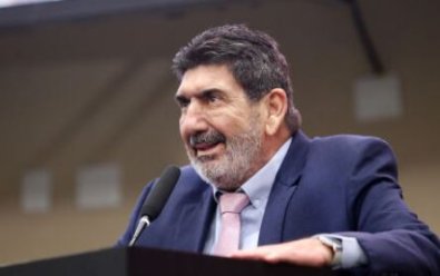 dr joao.JPG