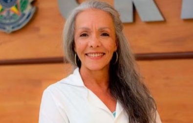DRA LUCIA HELENA.jpg