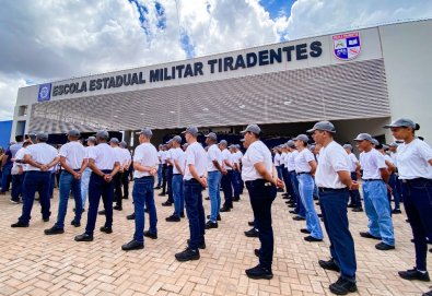 escola militar tiradentes