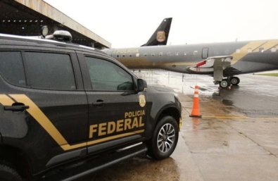 PF E AVIAO.jpg