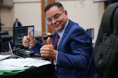 BOTELHO.jpg