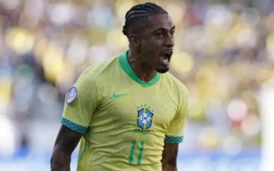 RAPHINHA CAMISA 10.jpg