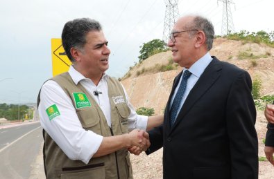 EMANUEL PINHEIRO E GILMAR MENDES
