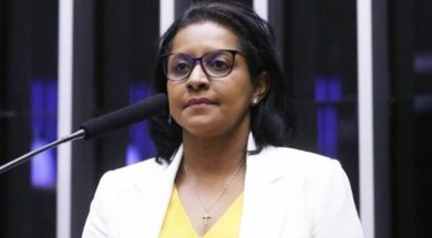 GISELA SIMONA.jpg