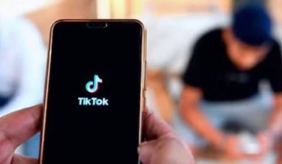TIK TOK.jpg