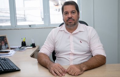 PAULO CESAR.jpg